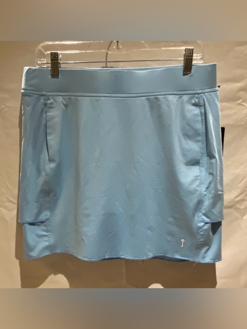 Belyn Key Powder Blue Tiered Golf Skort, size M